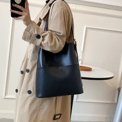 Casual Solid Bucket Bag - Image 3