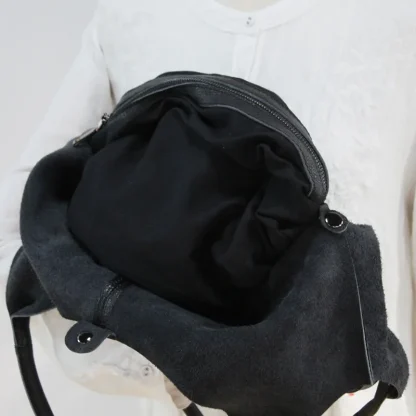 Casual Chic Bucket Bag - Image 4