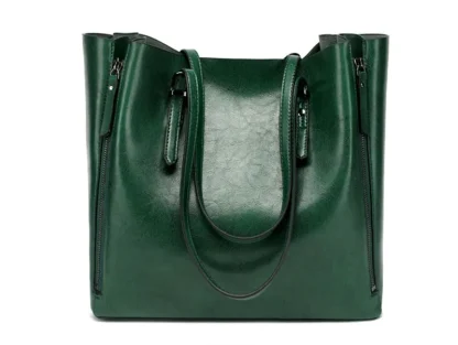 Elegant Chic Bucket Bag