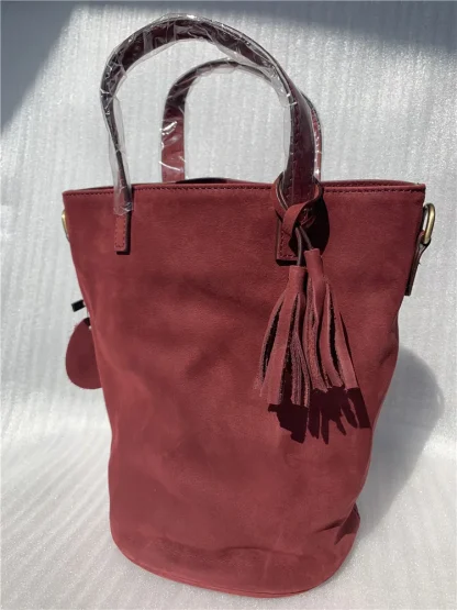Chic Crossbody Bucket Bag - Image 5