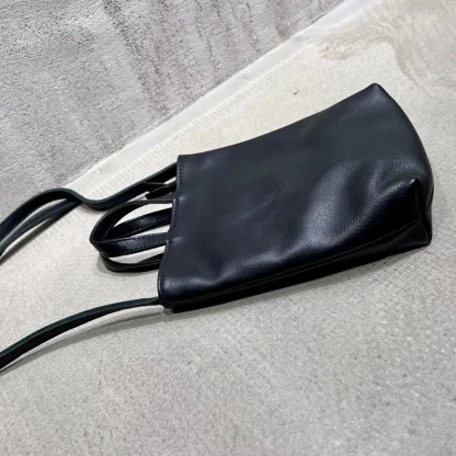 Black Beauty Bucket Bag - Image 3