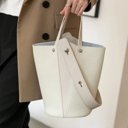 Stylish Compact Bucket Bag - Image 5