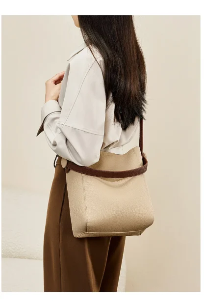 Simple Soft Bucket Bag - Image 6