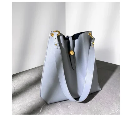 Elegant Solid Bucket Bag - Image 6