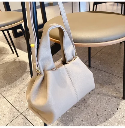 Stylish Solid Bucket Bag - Image 5