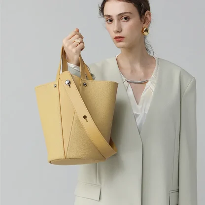 Stylish Compact Bucket Bag - Image 4