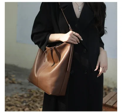 Spacious Elegance Bucket Bag - Image 5