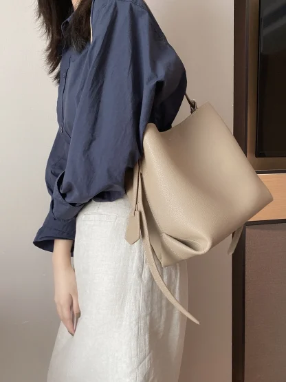 Sleek Solid Bucket Bag - Image 5