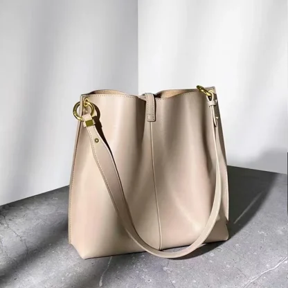 Elegant Solid Bucket Bag - Image 2