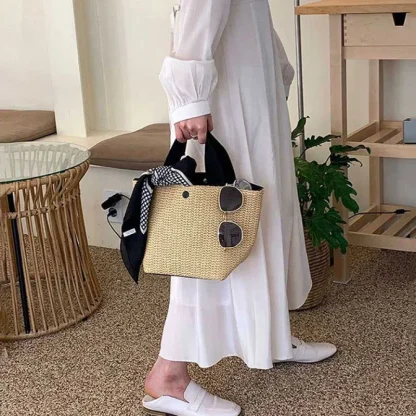 Beach Chic Bucket Bag - Image 2