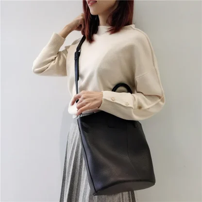 Simple Tote Bucket Bag - Image 4